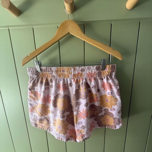 Urban Outfitters Out From Under Ellie Mid-Rise Sweatshort in Floral Milti - Picture 5 of 8